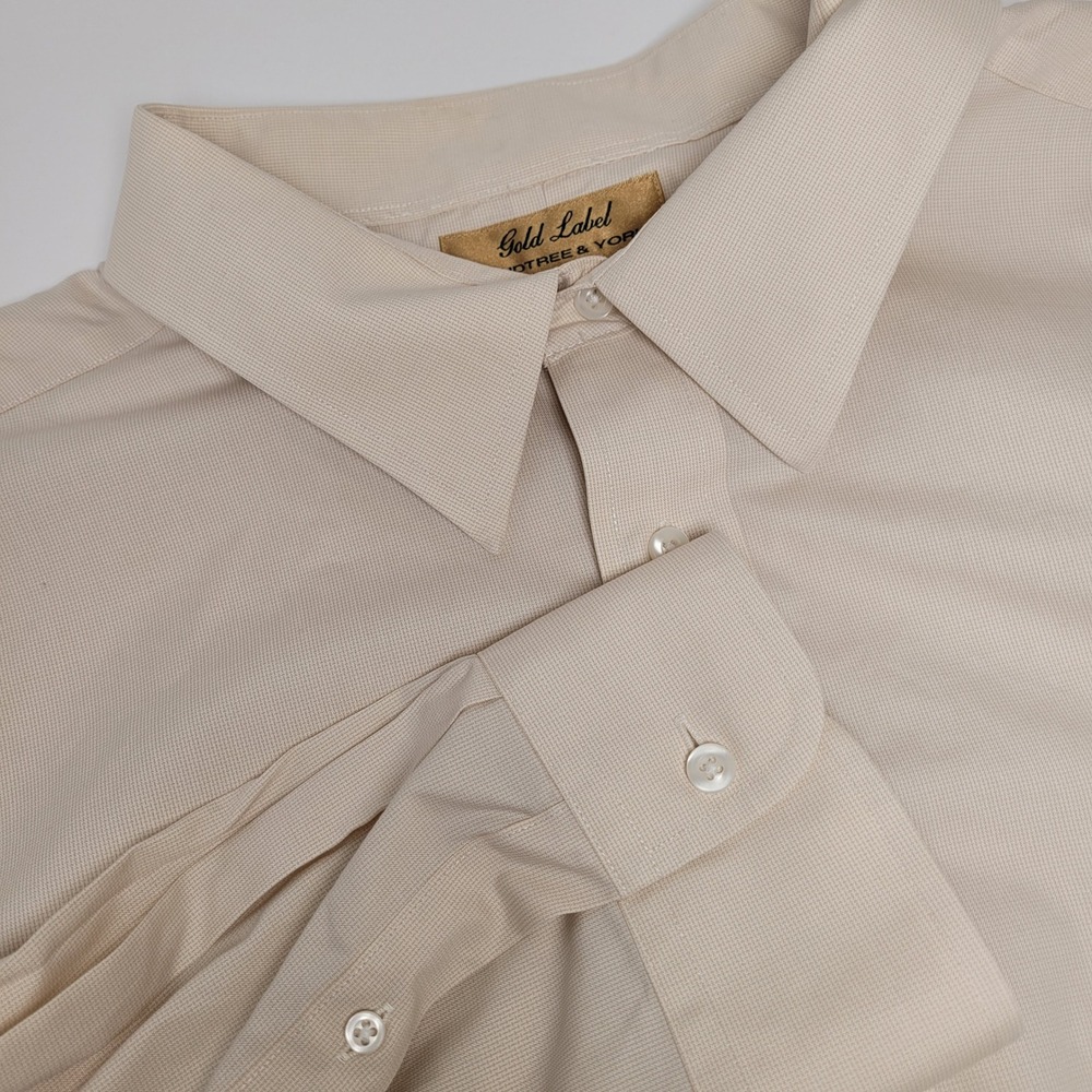 Roundtree & Yorke Dress Shirt Mens 19 35 Big Cream Good Non-Iron Cotton Gold Lbl